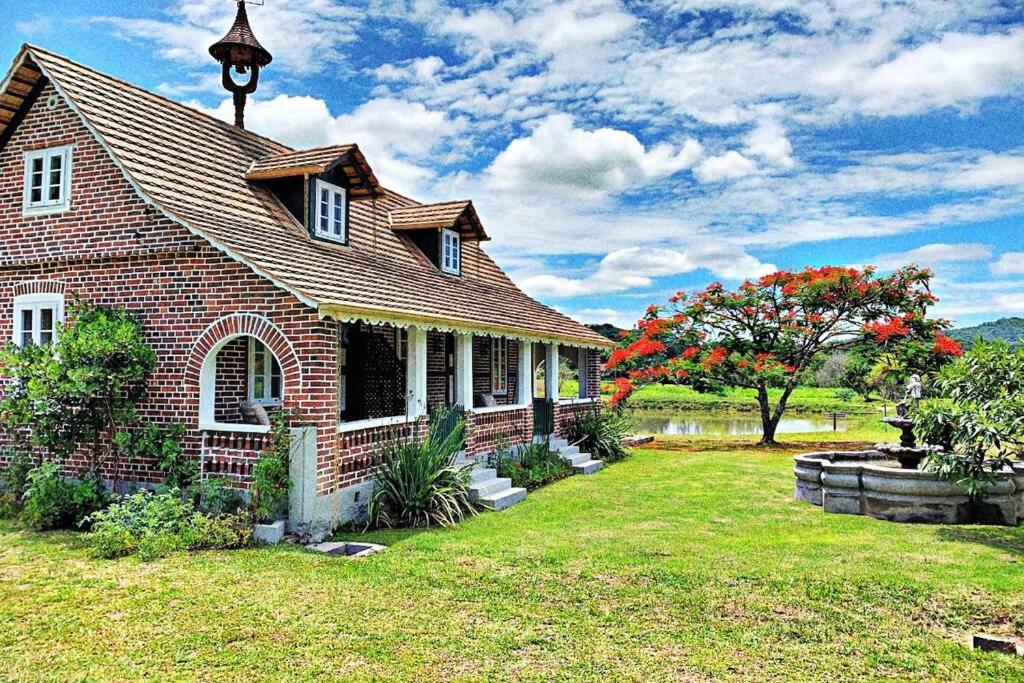 Aconchegante Casa De Hospedagem Enxaimel ชิงโบ ภายนอก รูปภาพ